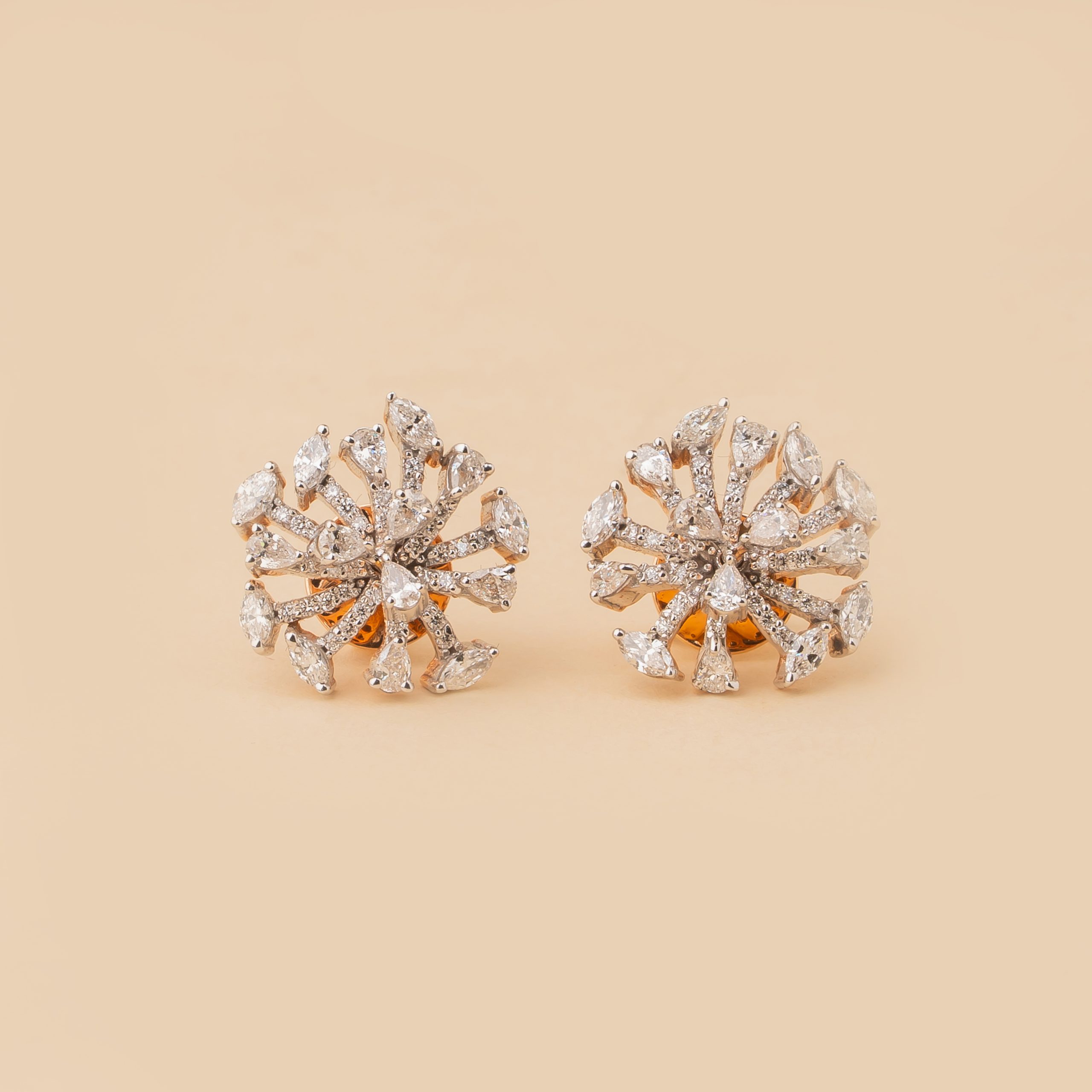 FANCY DIAMOND LAB GROWN DIAMONDS STUDS FOR PARTY WEAR